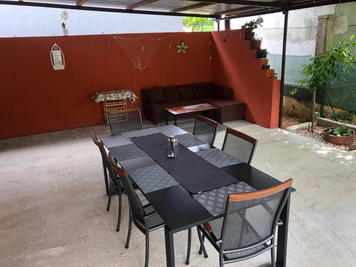 Vacation House "Andy" Пула Екстер'єр фото